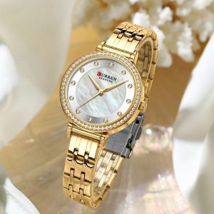 A Ladies Classic 30M water resistant fashion wrist watch